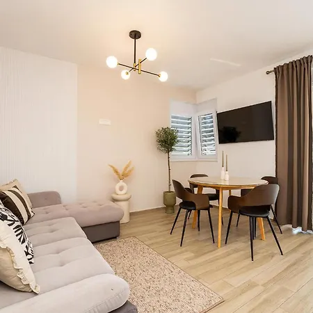 Apartman Awesome In With Wifi *